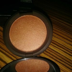 NIB BECCA Blushed Copper Blush